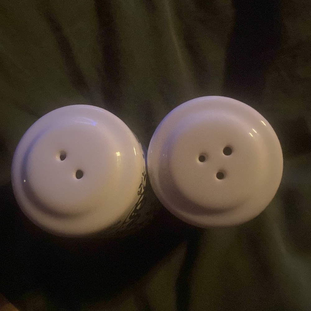 Owlcrate Salt and Pepper Shakers - Picture 3 of 5